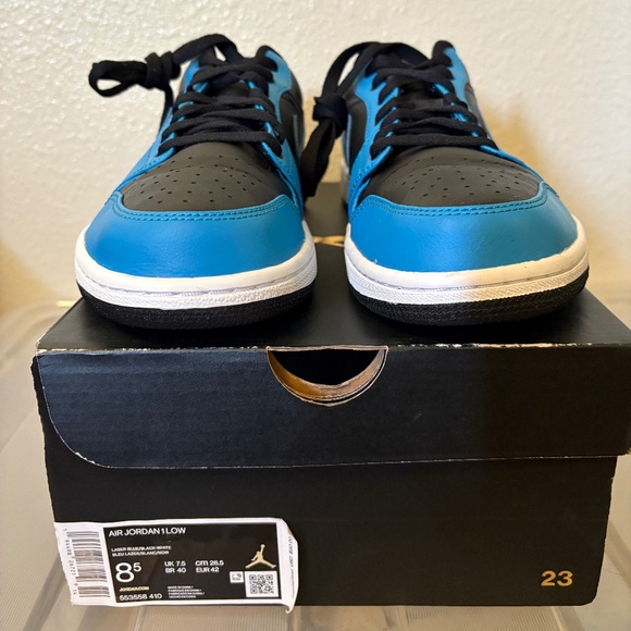 NIKE JORDAN 1 LOW 'LASER BLUE' 553558 410 - Picture 3 of 10